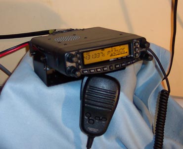 FT-8900R tranceiver