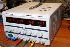 Tronic PSU303DX2 labvoeding