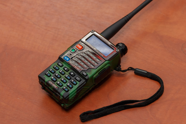 Baofeng UV-5RE-cc (2 of 13)